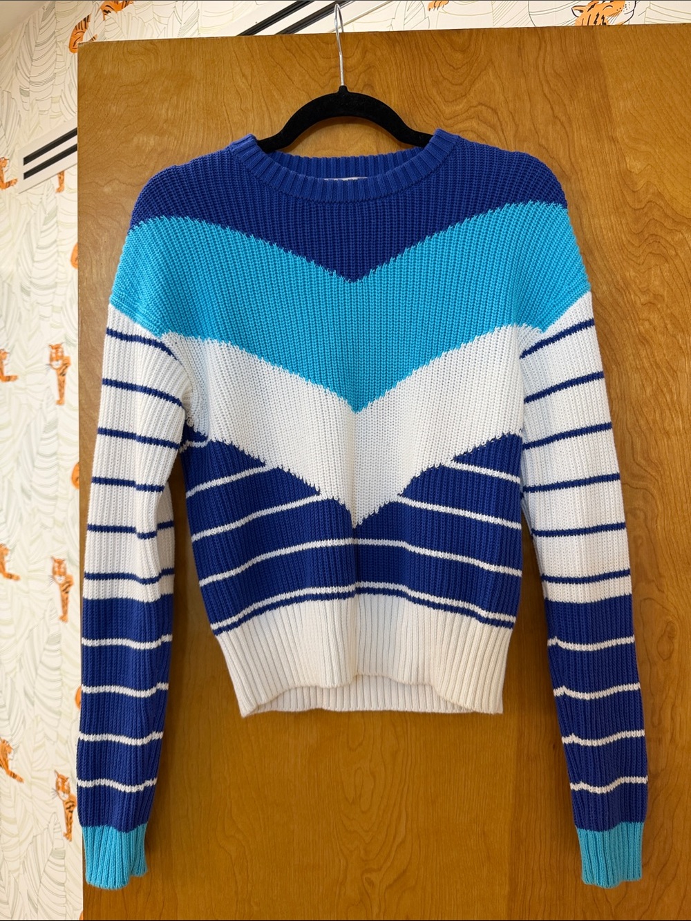 SOLID & STRIPED Blue, Turquoise & White Chevron Crewneck Sweater